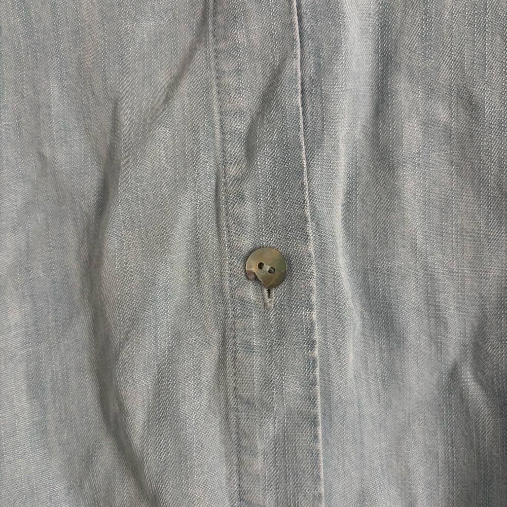 Soft Surroundings Size Medium Blue Chambray Je Veux Tencel Button Front Shirt - Picture 5 of 6